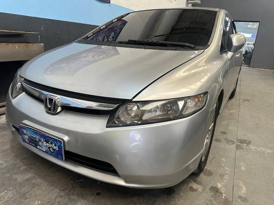 HONDA CIVIC 1.8 LXS 16V FLEX 4P MANUAL